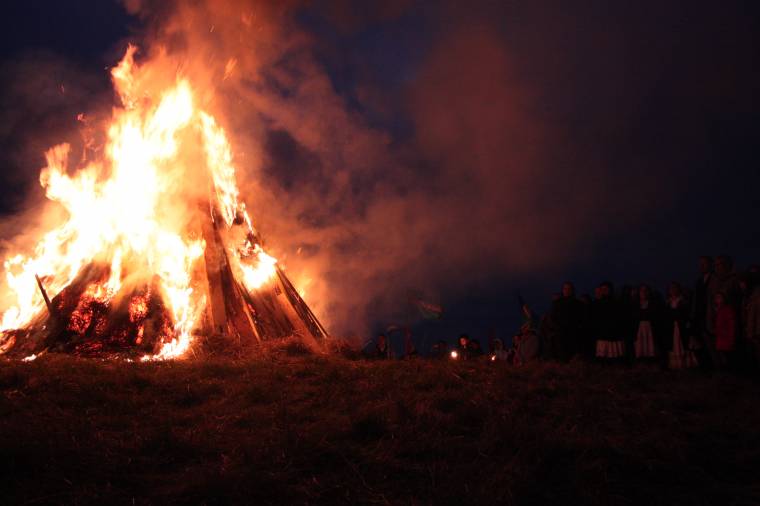 Bírságot rótt ki az adóhatóság az őrtűzgyújtás szervezőire