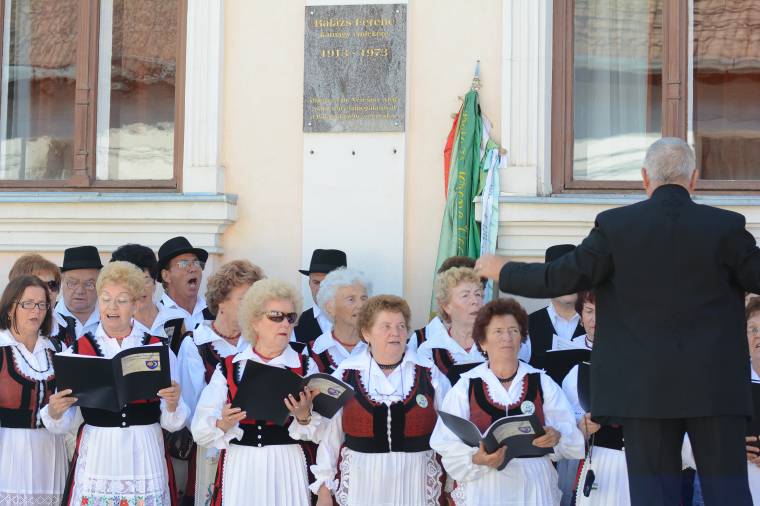 Szórványban élő magyaroknak énekelt a Balázs Ferenc vegyeskar