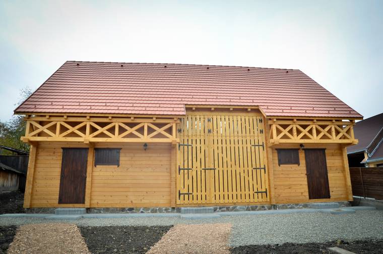 Kész a kultúrcsűr, de elkelnek még a támogatók