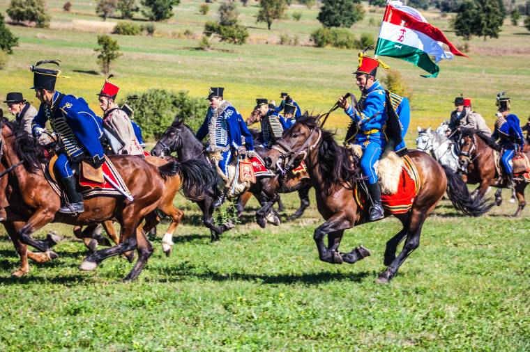 Újra lóra, szekérre ülnek Szentegyházán