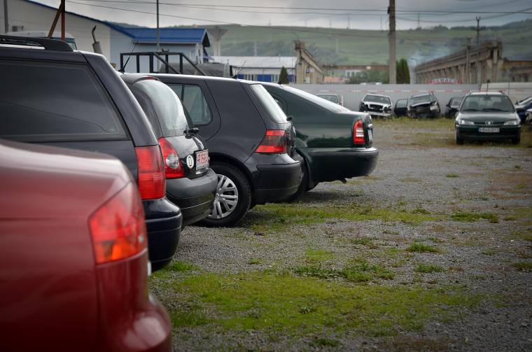 Továbbra is a régebbi gépkocsik a keresettebbek