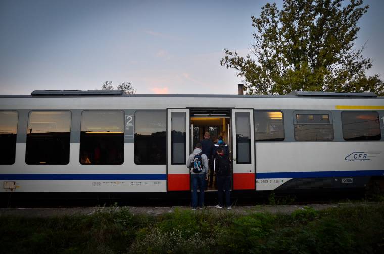 Vonattal a tengerre – június végétől bővítik a járatokat