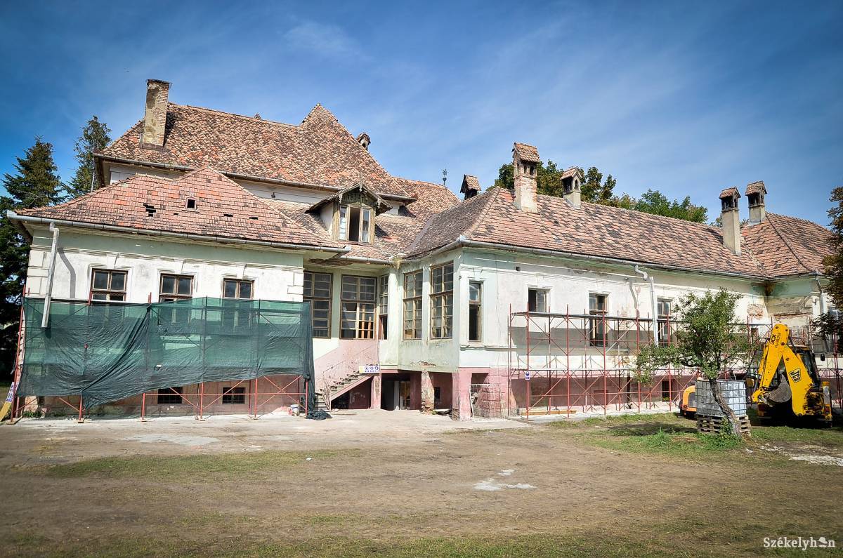 &bullet;  Fotó: Barabás Ákos