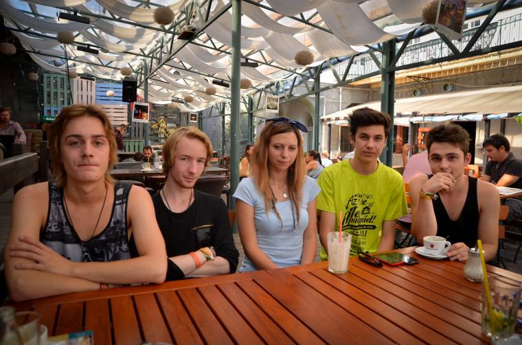 1st Attempt: koncertekkel telt a nyár