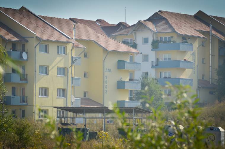 Sportpályát építenek a Csereháton