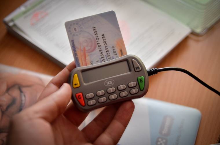 A háziorvosok szerint a teljes összeomlás szélén áll a kártyás informatikai rendszer
