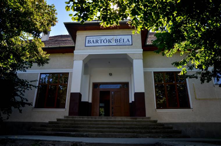 Bürokratikus akadályok miatt nem kezdődhetett el még a szentegyházi Bartók Béla kultúrotthon felújítása