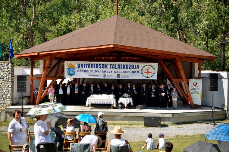 Úrvacsorai közösségben ünnepeltek az unitáriusok