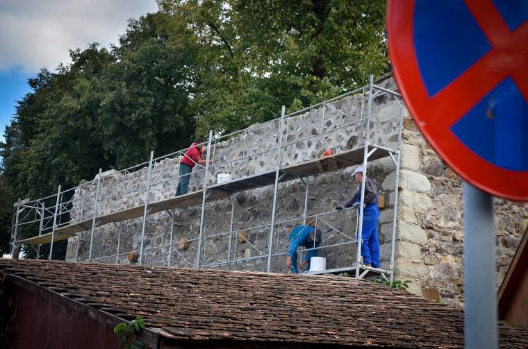 Székely Támadt-vár: bontásra van szükség
