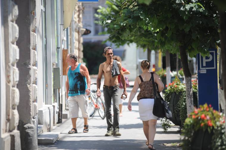 Szélsőséges hőmérsékleti értékek voltak augusztusban