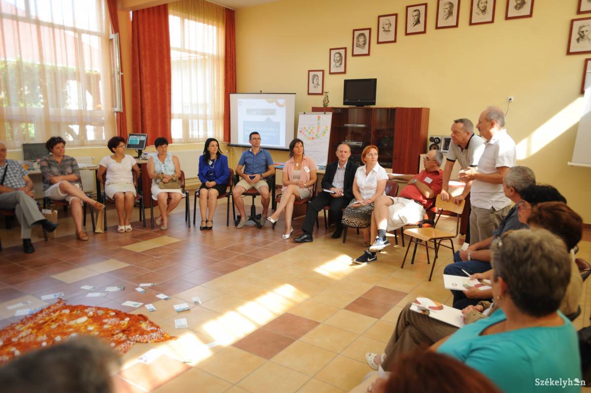 &bullet;  Fotó: Thomas Campean