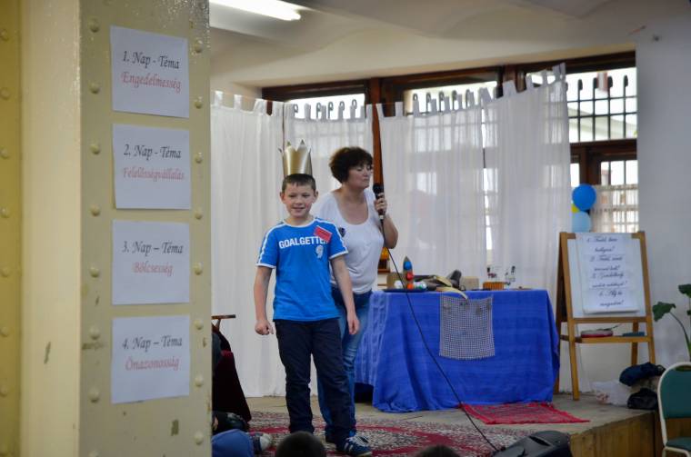 Vakációs Bibliahéttel kezdték a szünidőt