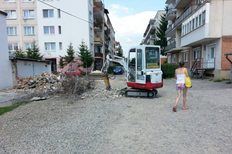 Ismét bontanak Székelyudvarhelyen