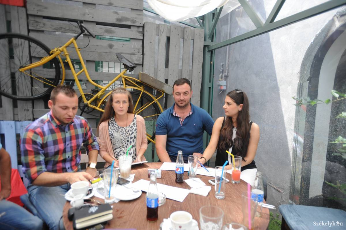 &bullet;  Fotó: Thomas Campean