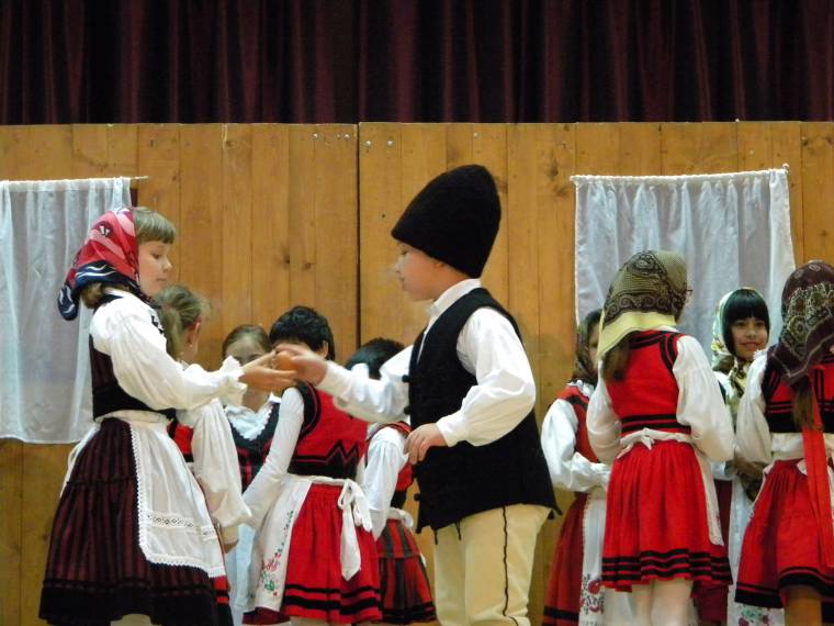 Iskolás színjátszók találkozója Alsóboldogfalván