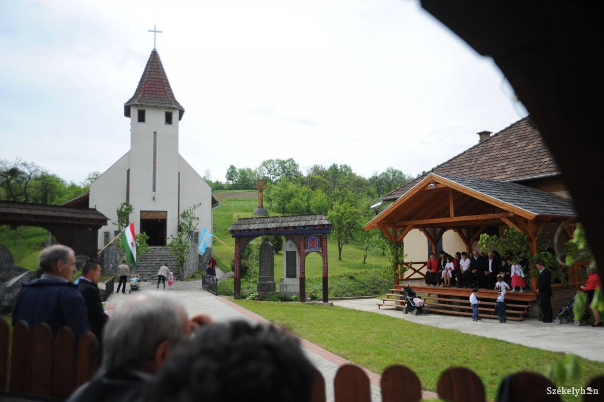 &bullet;  Fotó: Thomas Campean