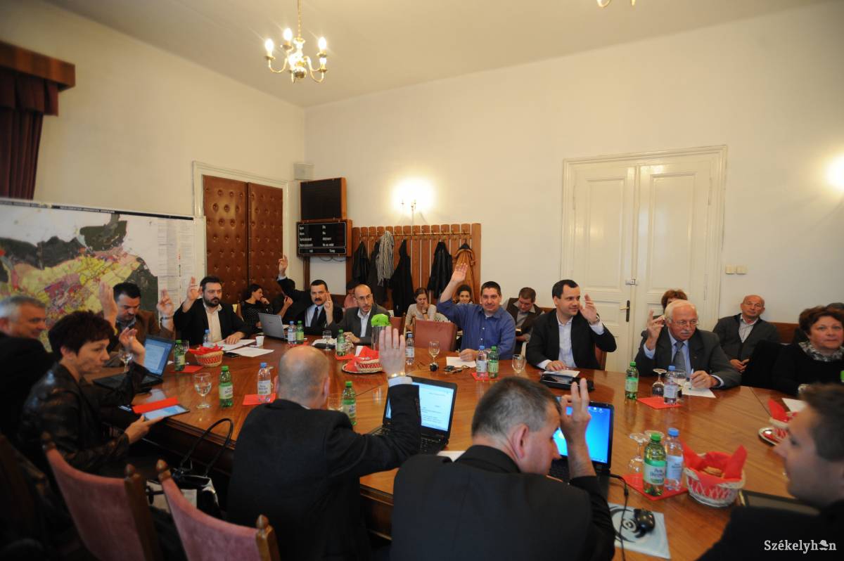 &bullet;  Fotó: Thomas Campean