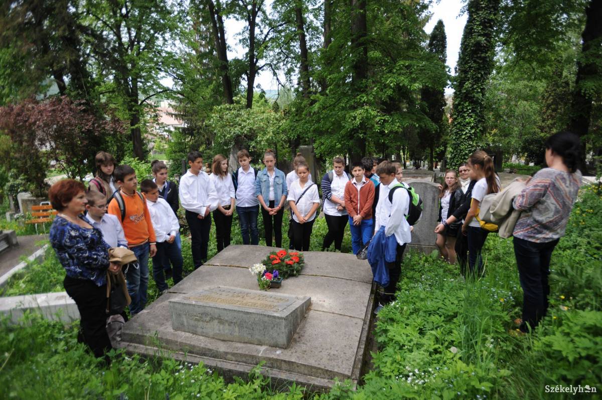 &bullet;  Fotó: Thomas Campean