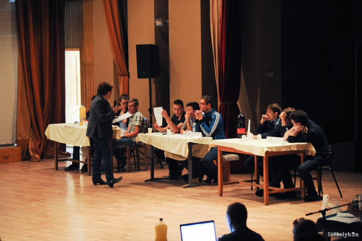 &bullet;  Fotó: Thomas Campean