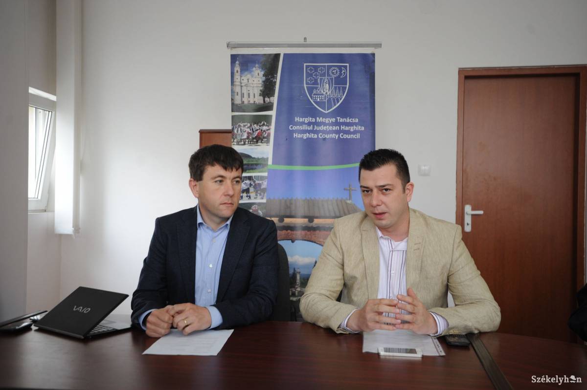 &bullet;  Fotó: Thomas Campean