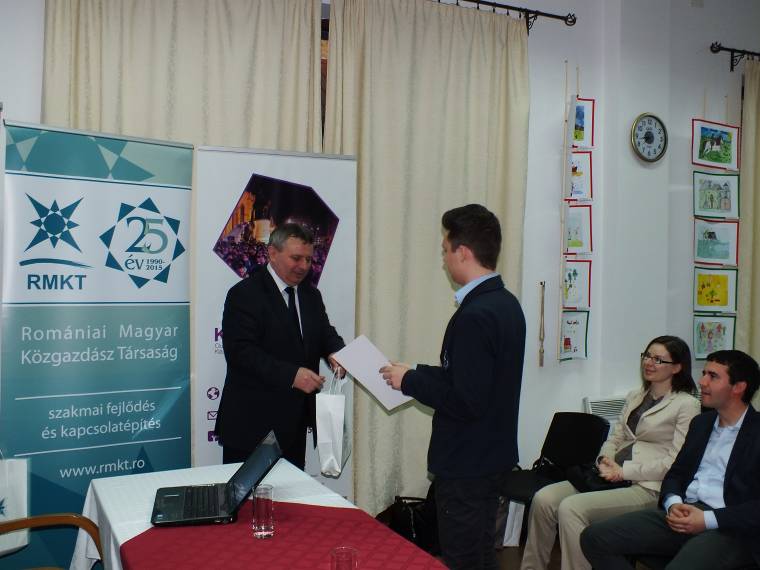 Legjobb tíz közé jutottak az udvarhelyiek a Pénzmágnes erdélyi döntőjén