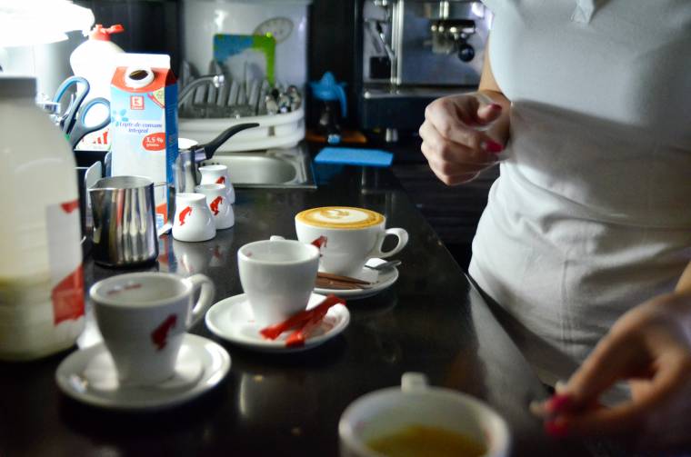 Újra „hozzányúlnának” a borravalóhoz: a bankkártyával adott jatt legalizálását kérik a vendéglátóipari munkáltatók