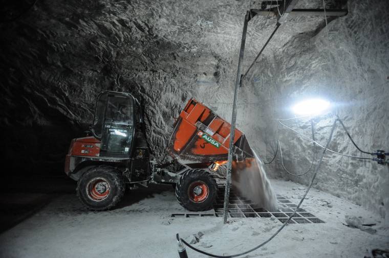 Megszűnnek a robbantások, teljesen átalakul a kitermelés a parajdi sóbányában