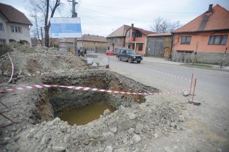 Ivó- és szennyvízhálózatot modernizálnak Szentegyházán