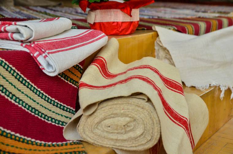 Élő népművészet – kortárs népi kézműves alkotásokat várnak