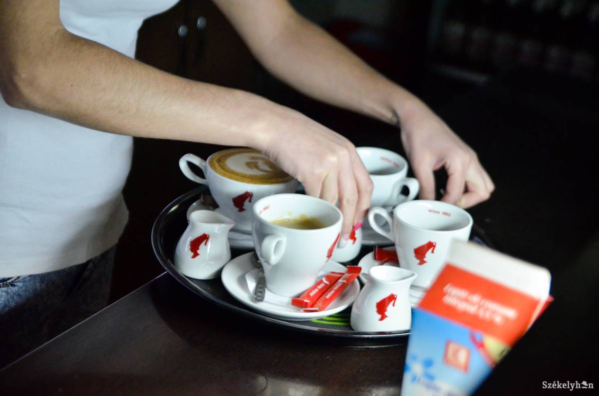 Leginkább a szolgáltatási szektorban tevékenykedő cégek esetében vált körülményessé a szakmai gyakorlat biztosítása. Képünk illusztráció &bullet;  Fotó: Barabás Ákos