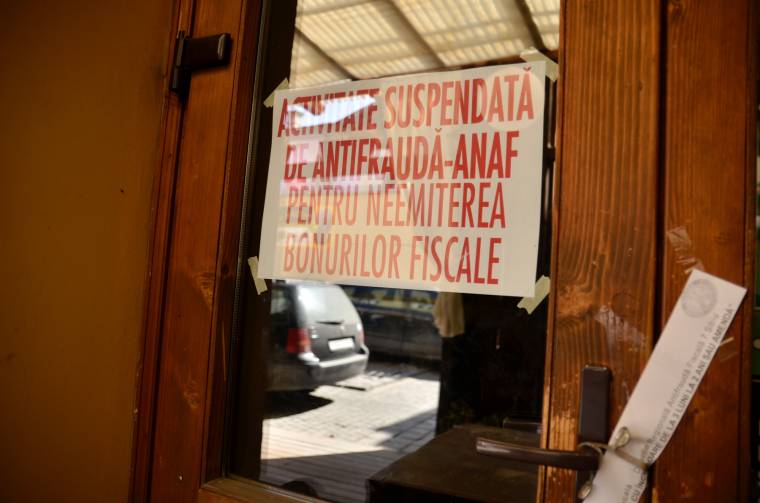 Kinyithatott a valutaváltó