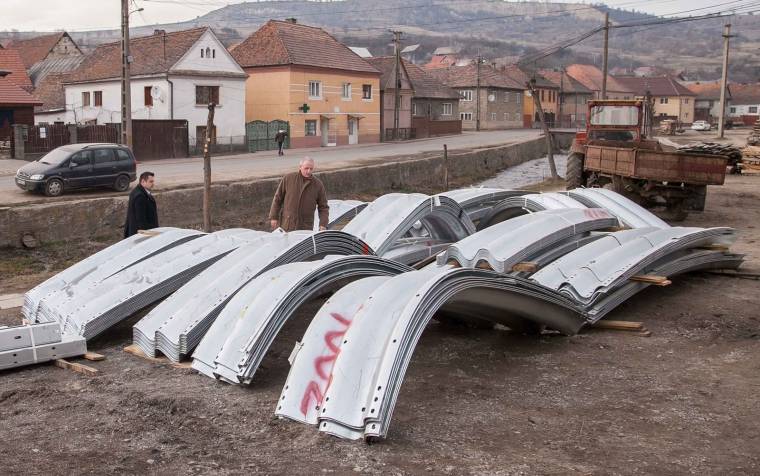 Útlezárás és súlykorlátozás Szentegyháza és Lövéte között