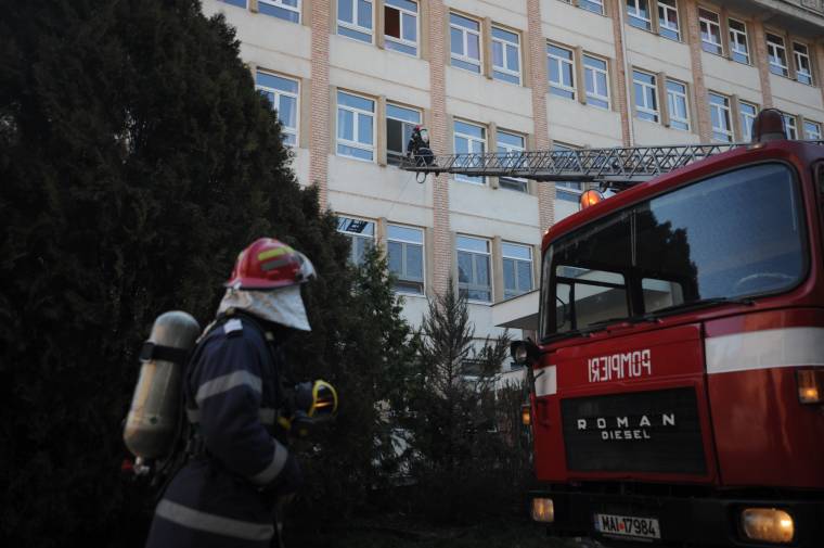 Kórházakat ellenőrzött a tűzoltóság, bírságoltak is