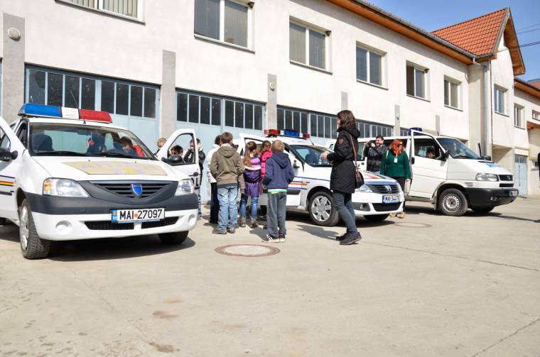 Kinyíltak a rendőrség kapui