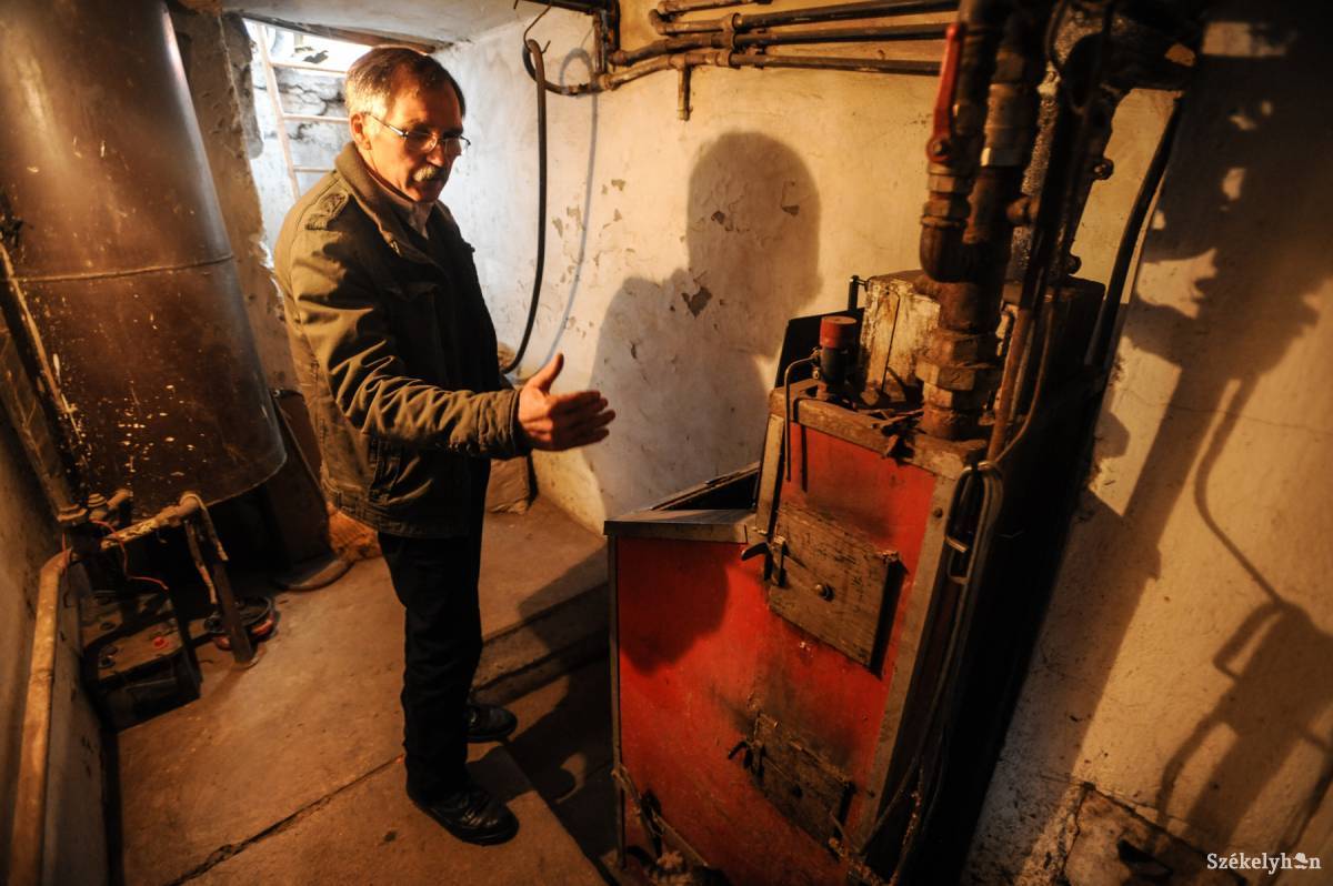 &bullet;  Fotó: Thomas Campean