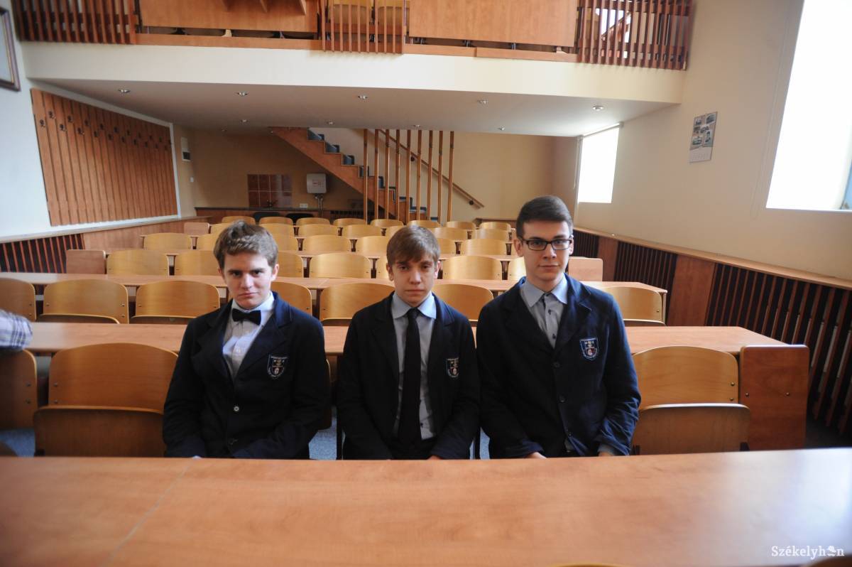 &bullet;  Fotó: Thomas Campean