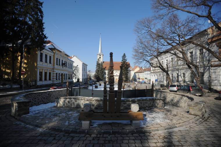 Párnacsata Udvarhely központjában