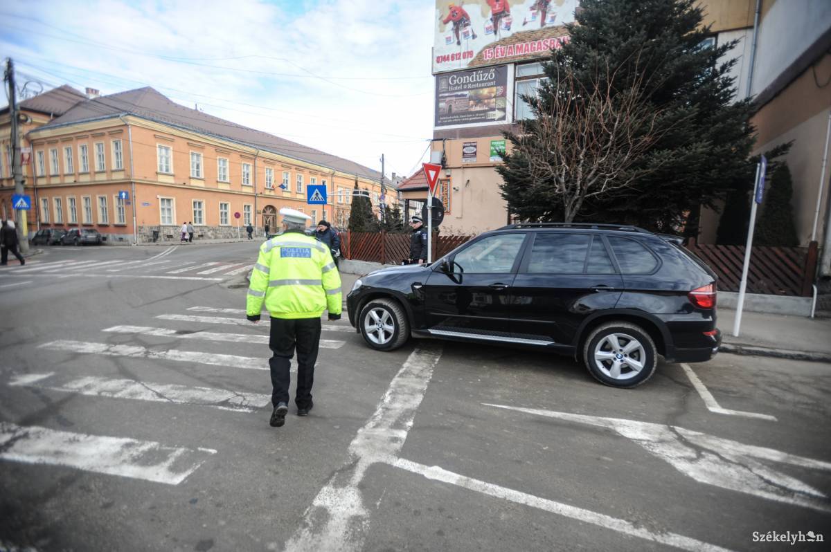 &bullet;  Fotó: Thomas Campean