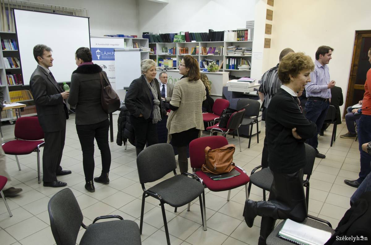 &bullet;  Fotó: Lukácsi Lehel