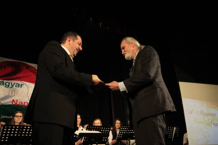 Példaértékű tevékenységet díjaztak