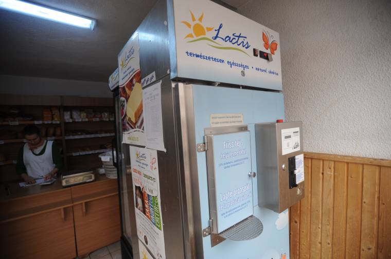 Naponta mintegy száz liter tejet vásárolnak az udvarhelyiek az automatákból
