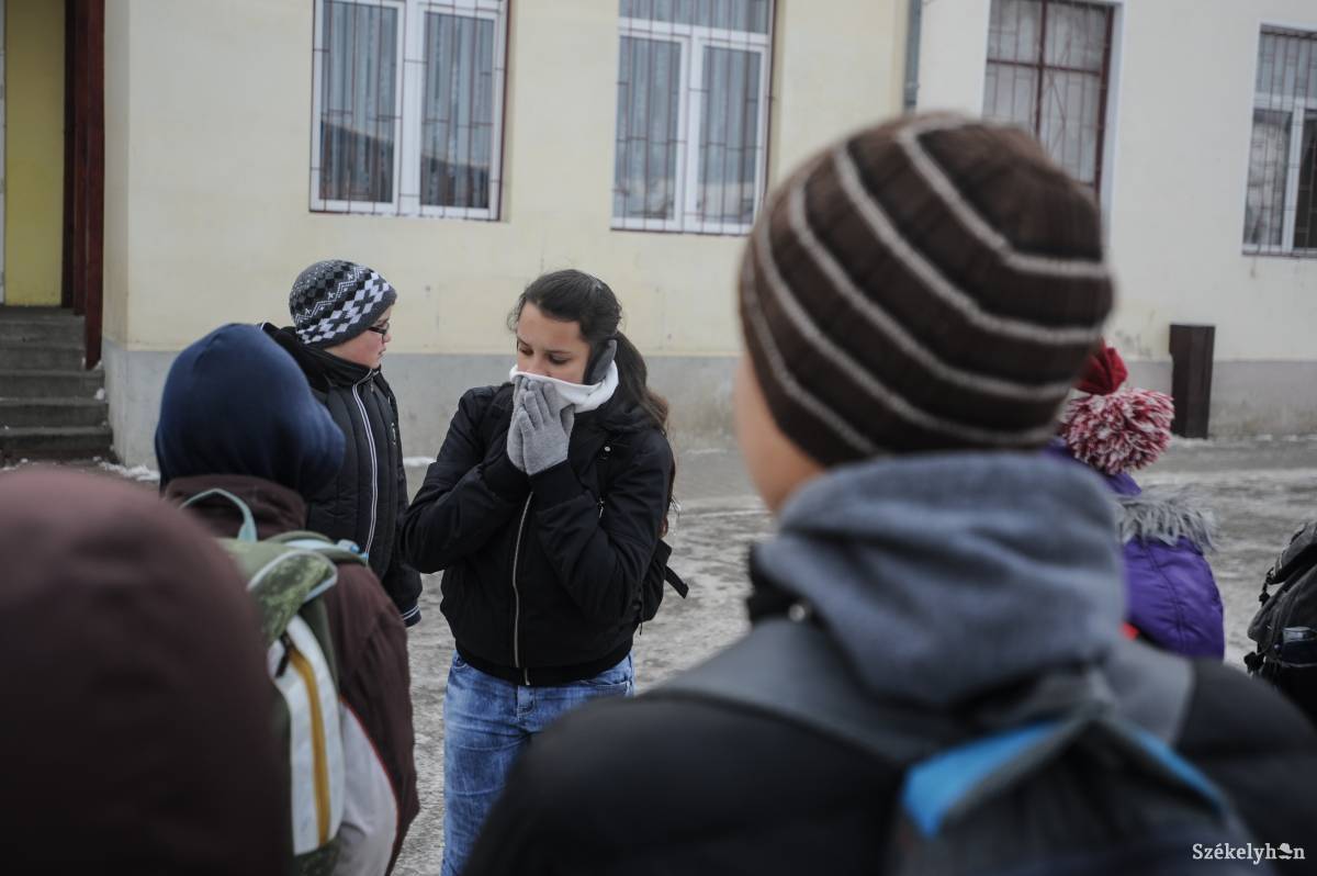 &bullet;  Fotó: Thomas Campean