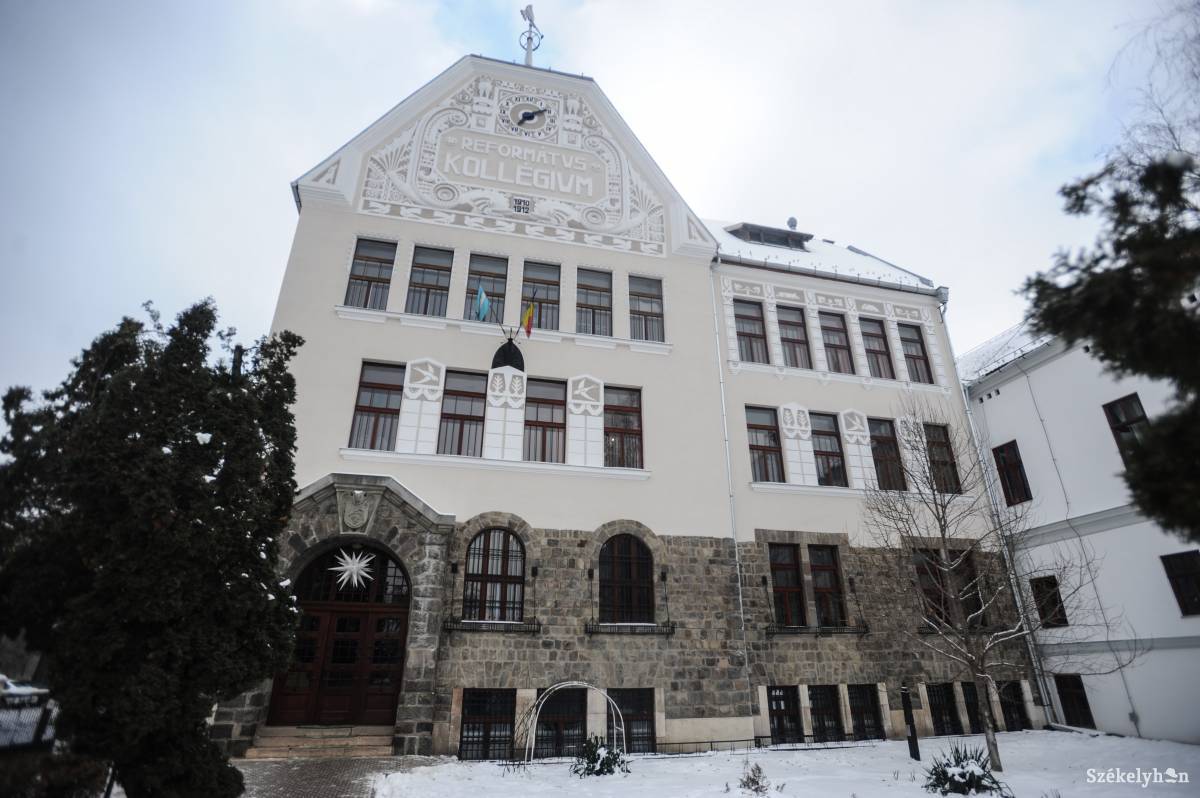 &bullet;  Fotó: Thomas Campean