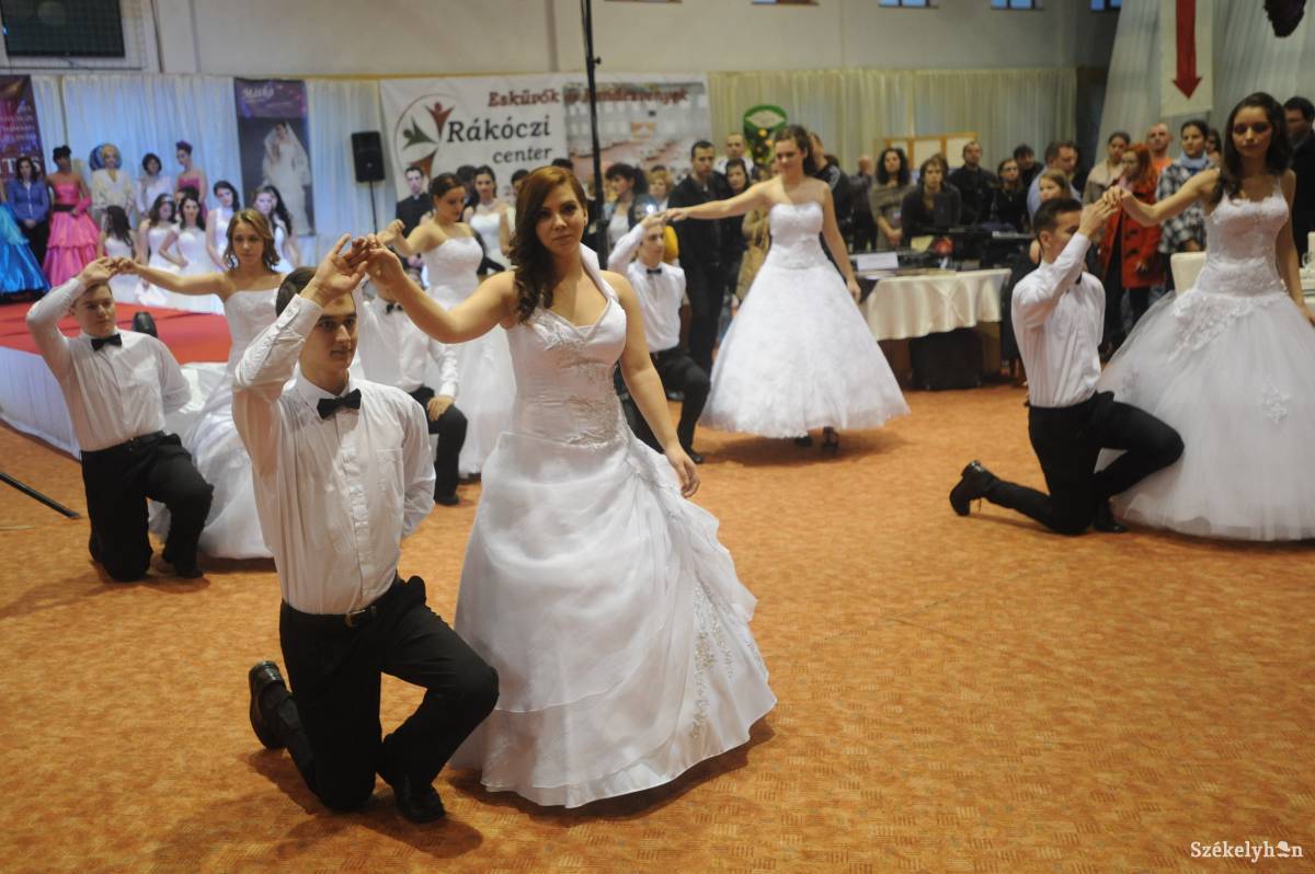 &bullet;  Fotó: Thomas Campean