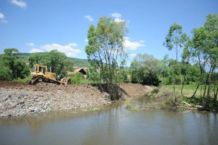 Focipálya útjában állt a Nagy-Küküllő?