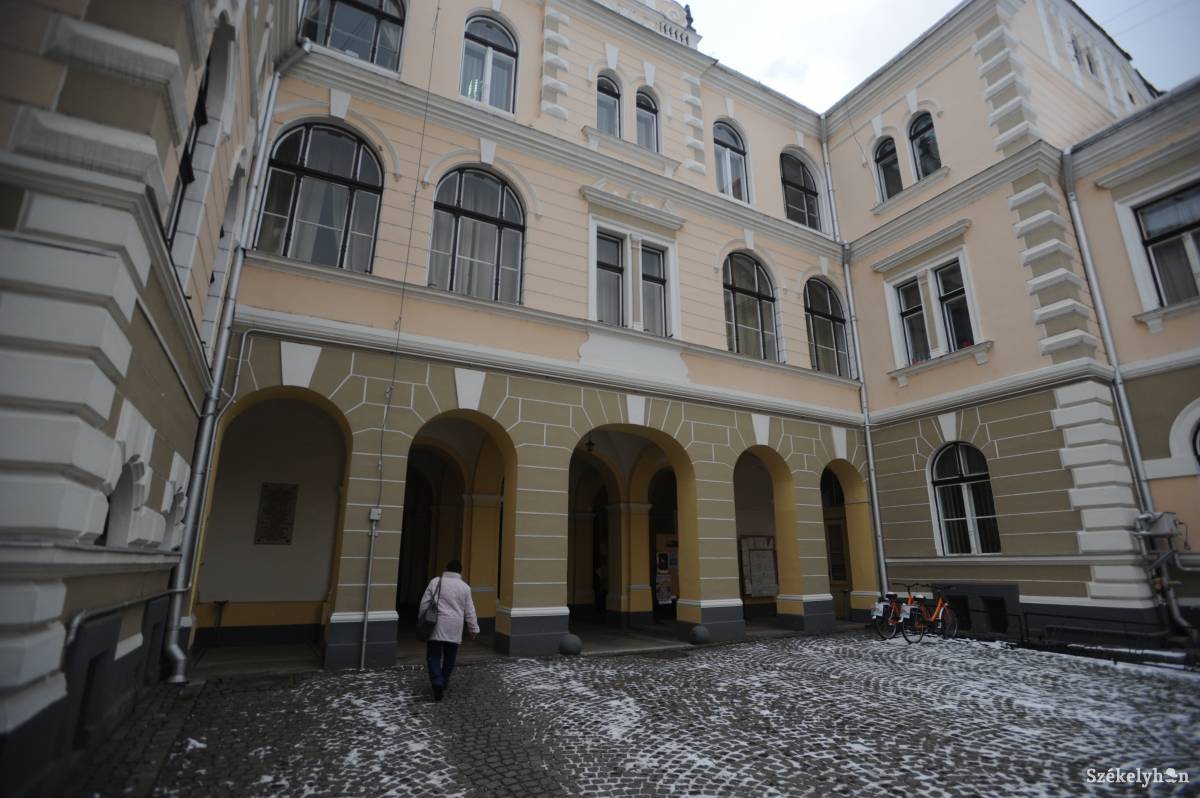 &bullet;  Fotó: Thomas Campean