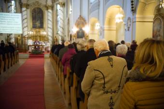 Rendhagyó koncert lesz a Szent Miklós Plébánián