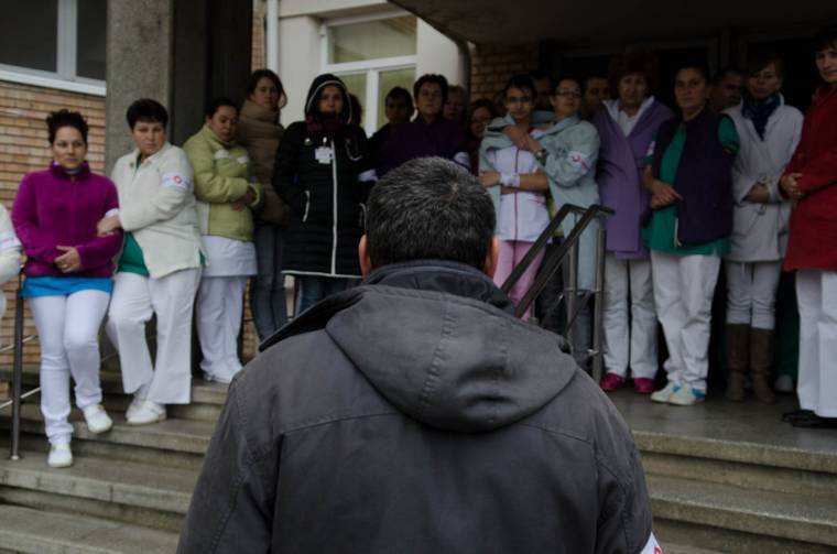 „Sztrájktörő” kampánybéremelések