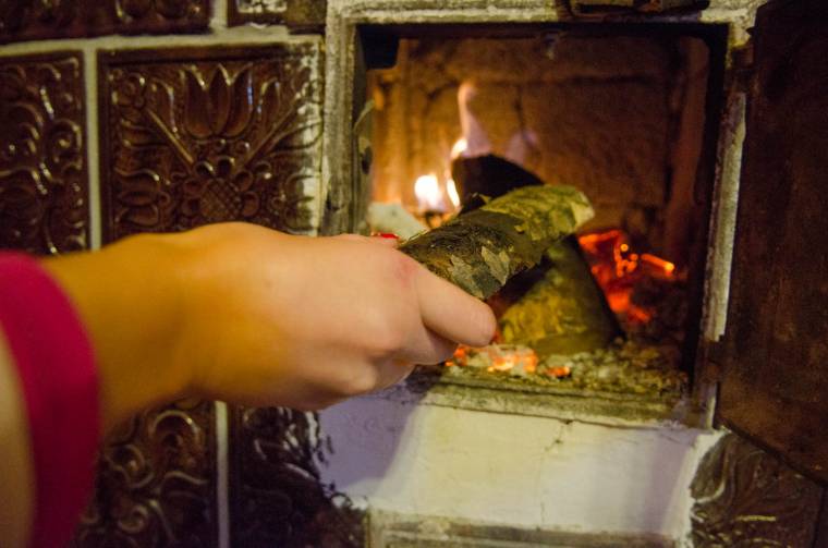 Tízmilliós nagyságrendű fűtéstámogatást igényeltek a fával fűtők