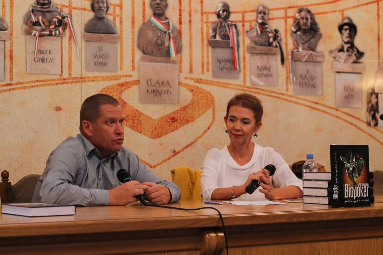 Nem csak szakembereknek írt szakkönyvet Dósa Zoltán